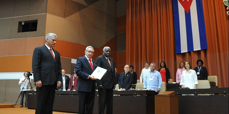 Segunda Sesión Extraordinaria de la IX Legislatura de la Asamblea Nacional del Poder Popular, con motivo de la proclamación de la Constitución de la República