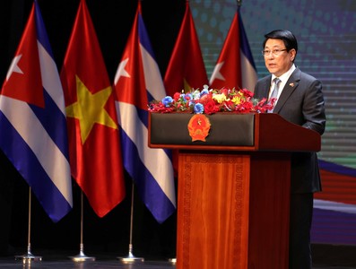 Presidente Díaz-Canel en Vietnam