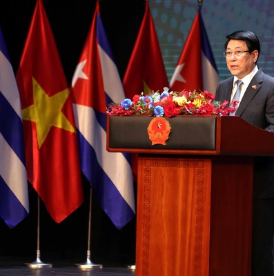 Presidente Díaz-Canel en Vietnam