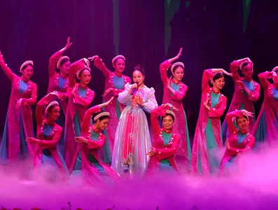 Presidente Díaz-Canel en Vietnam