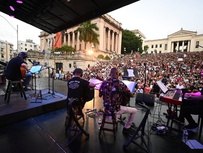 Silvio, en el cielo no había estrellas: bajaron para hacer brillar la Escalinata