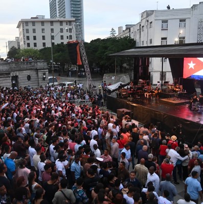 Silvio, en el cielo no había estrellas: bajaron para hacer brillar la Escalinata