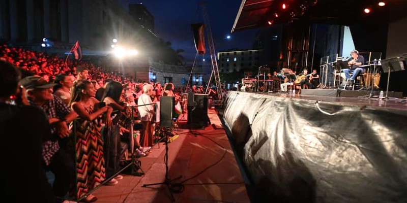 Silvio, en el cielo no había estrellas: bajaron para hacer brillar la Escalinata