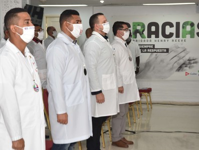 Encuentro del Presidente de la República de Cuba con los miembros de la 