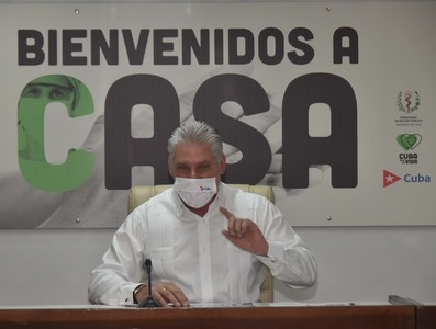Encuentro del Presidente de la República de Cuba con los miembros de la 