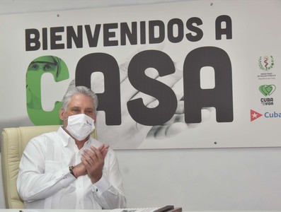 Encuentro del Presidente de la República de Cuba con los miembros de la 