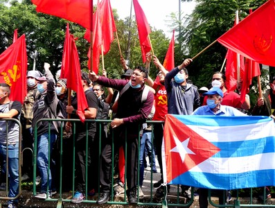 La fuerza de los pueblos, la fuerza de la Revolución