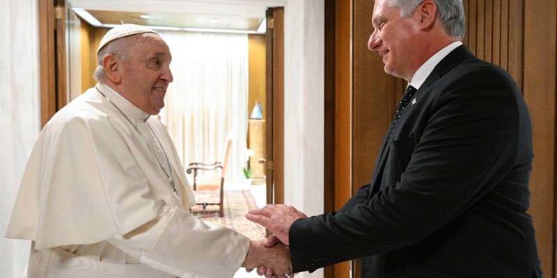 Díaz-Canel y el Papa Francisco sostuvieron un grato encuentro