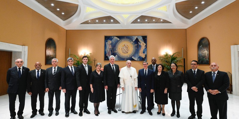 Díaz-Canel y el Papa Francisco sostuvieron un grato encuentro