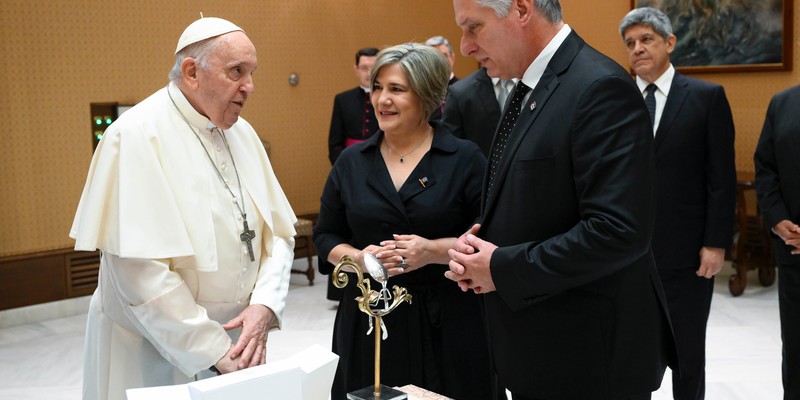 Díaz-Canel y el Papa Francisco sostuvieron un grato encuentro
