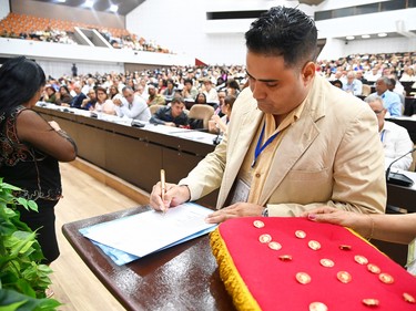 Comienzo del Quinto Período Ordinario de Sesiones de la X Legislatura de la Asamblea Nacional del Poder Popular 11