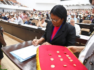 Comienzo del Quinto Período Ordinario de Sesiones de la X Legislatura de la Asamblea Nacional del Poder Popular 12