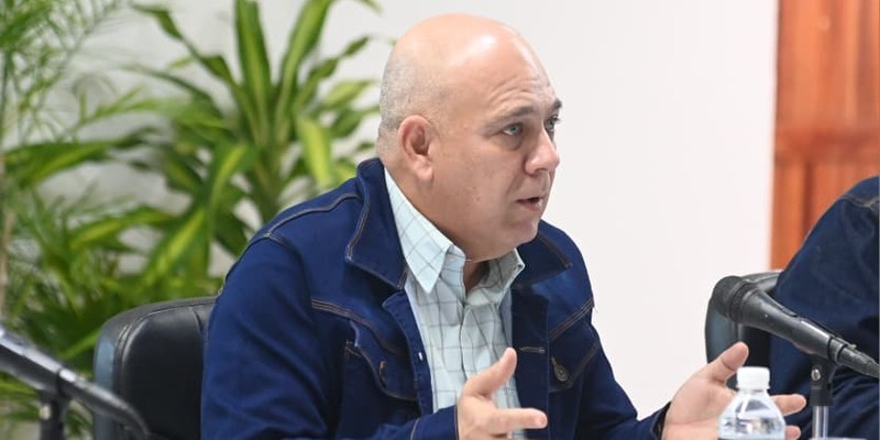 Quitar lastres al pensamiento, y desatar todas las fuerzas de crear