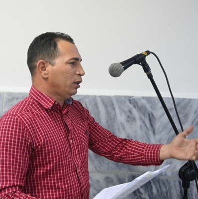 Quitar lastres al pensamiento, y desatar todas las fuerzas de crear