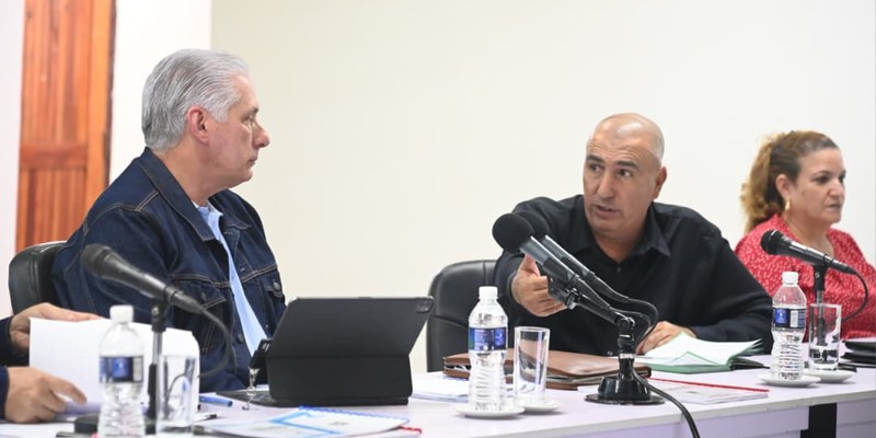 Quitar lastres al pensamiento, y desatar todas las fuerzas de crear