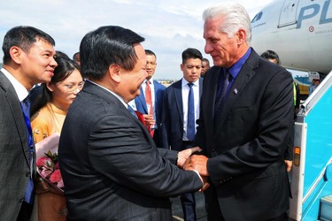 Presidente Díaz-Canel en Vietnam 88