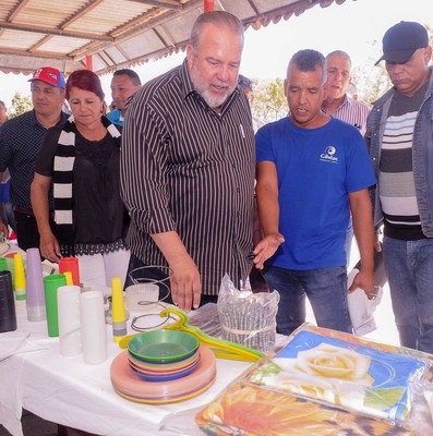 Menos burocracia y más tiempo al lado del pueblo