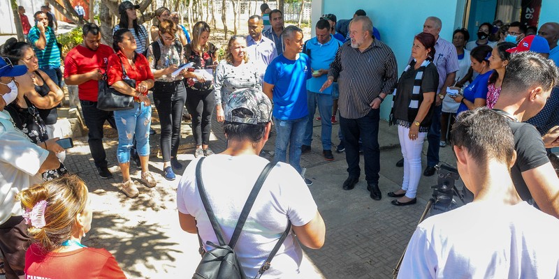 Menos burocracia y más tiempo al lado del pueblo