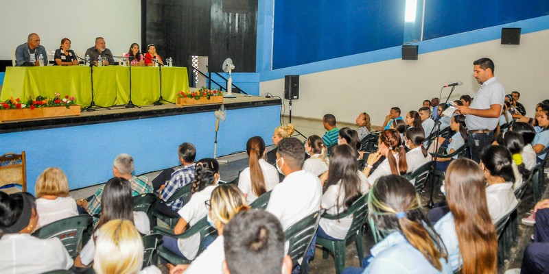 Menos burocracia y más tiempo al lado del pueblo