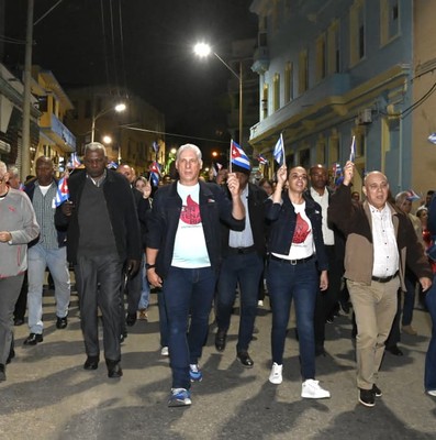 Antorchas encendidas para Martí, en el centenario de Fidel