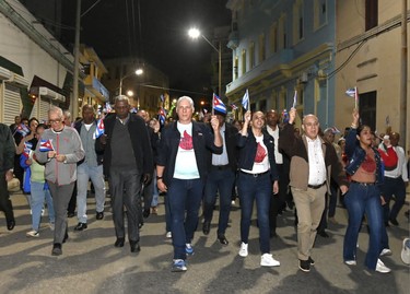 Antorchas encendidas para Martí, en el centenario de Fidel 11