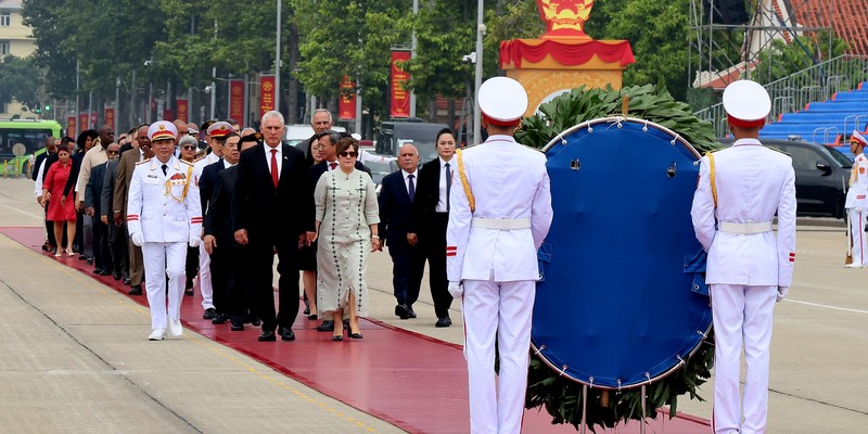 Presidente Díaz-Canel en Vietnam