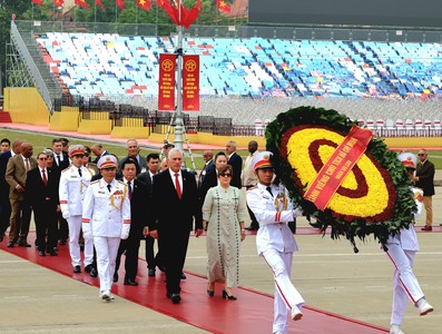 Presidente Díaz-Canel en Vietnam
