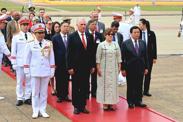 Presidente Díaz-Canel en Vietnam 95