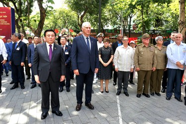 Presidente Díaz-Canel en Vietnam 101