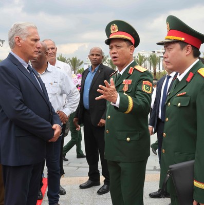 Presidente Díaz-Canel en Vietnam
