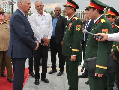 Presidente Díaz-Canel en Vietnam