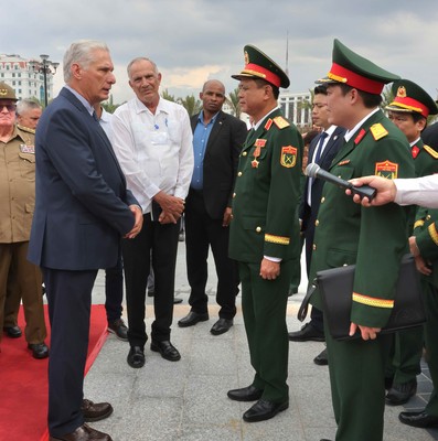 Presidente Díaz-Canel en Vietnam