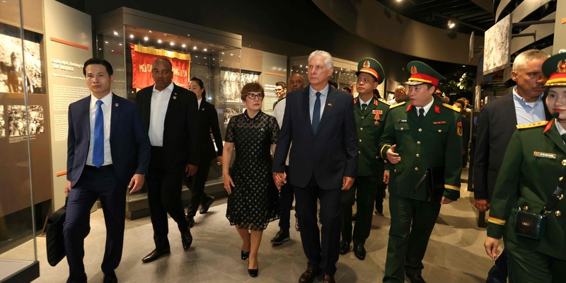 Presidente Díaz-Canel en Vietnam