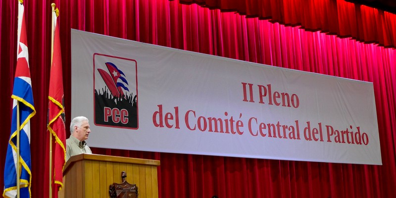 II Pleno del Comité Central del PCC (Segunda Jornada)