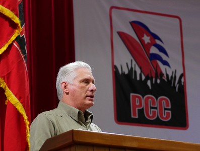 II Pleno del Comité Central del PCC (Segunda Jornada)