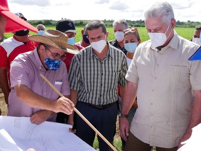 Recorrido de Díaz-Canel por la provincia de Holguín