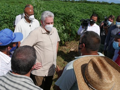 Recorrido de Díaz-Canel por la provincia de Holguín