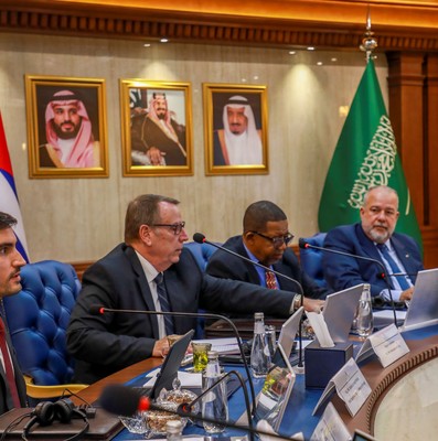 Primer Ministro Manuel Marrero Cruz visita el Reino de Arabia Saudita