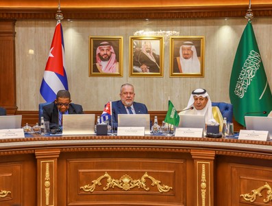 Primer Ministro Manuel Marrero Cruz visita el Reino de Arabia Saudita