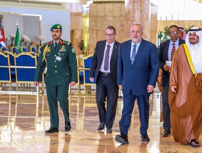 Primer Ministro Manuel Marrero Cruz visita el Reino de Arabia Saudita