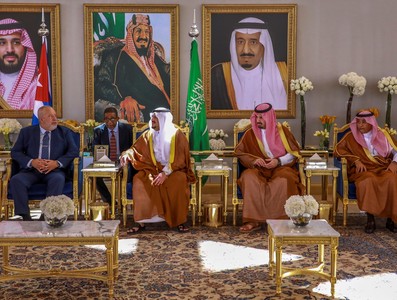 Primer Ministro Manuel Marrero Cruz visita el Reino de Arabia Saudita