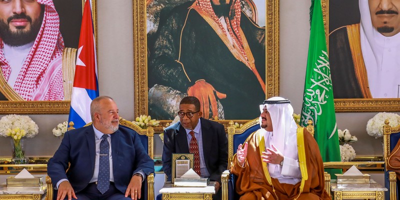 Primer Ministro Manuel Marrero Cruz visita el Reino de Arabia Saudita