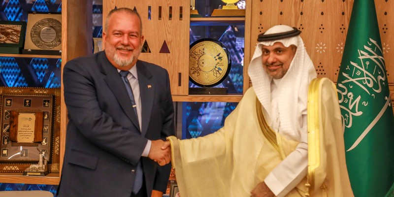 Primer Ministro Manuel Marrero Cruz visita el Reino de Arabia Saudita