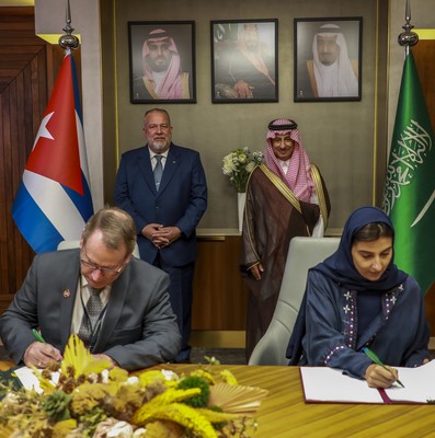 Primer Ministro Manuel Marrero Cruz visita el Reino de Arabia Saudita