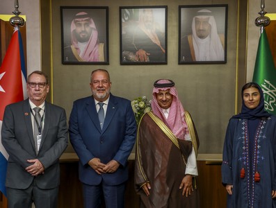 Primer Ministro Manuel Marrero Cruz visita el Reino de Arabia Saudita