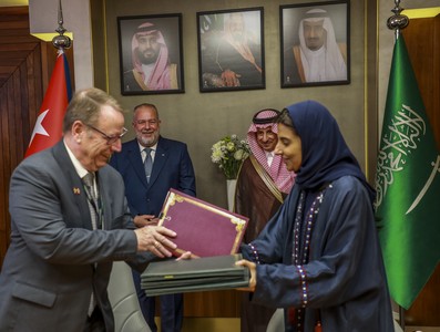 Primer Ministro Manuel Marrero Cruz visita el Reino de Arabia Saudita