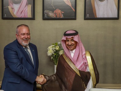 Primer Ministro Manuel Marrero Cruz visita el Reino de Arabia Saudita