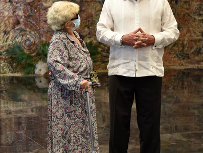 Recibe Graziella Pogolotti Jacobson la Orden 