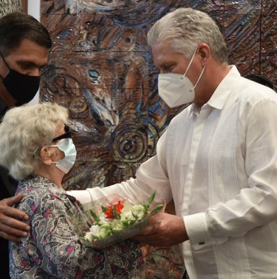 Recibe Graziella Pogolotti Jacobson la Orden 