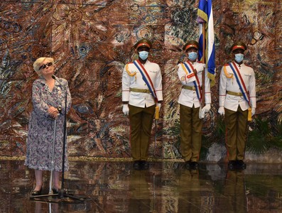 Recibe Graziella Pogolotti Jacobson la Orden 